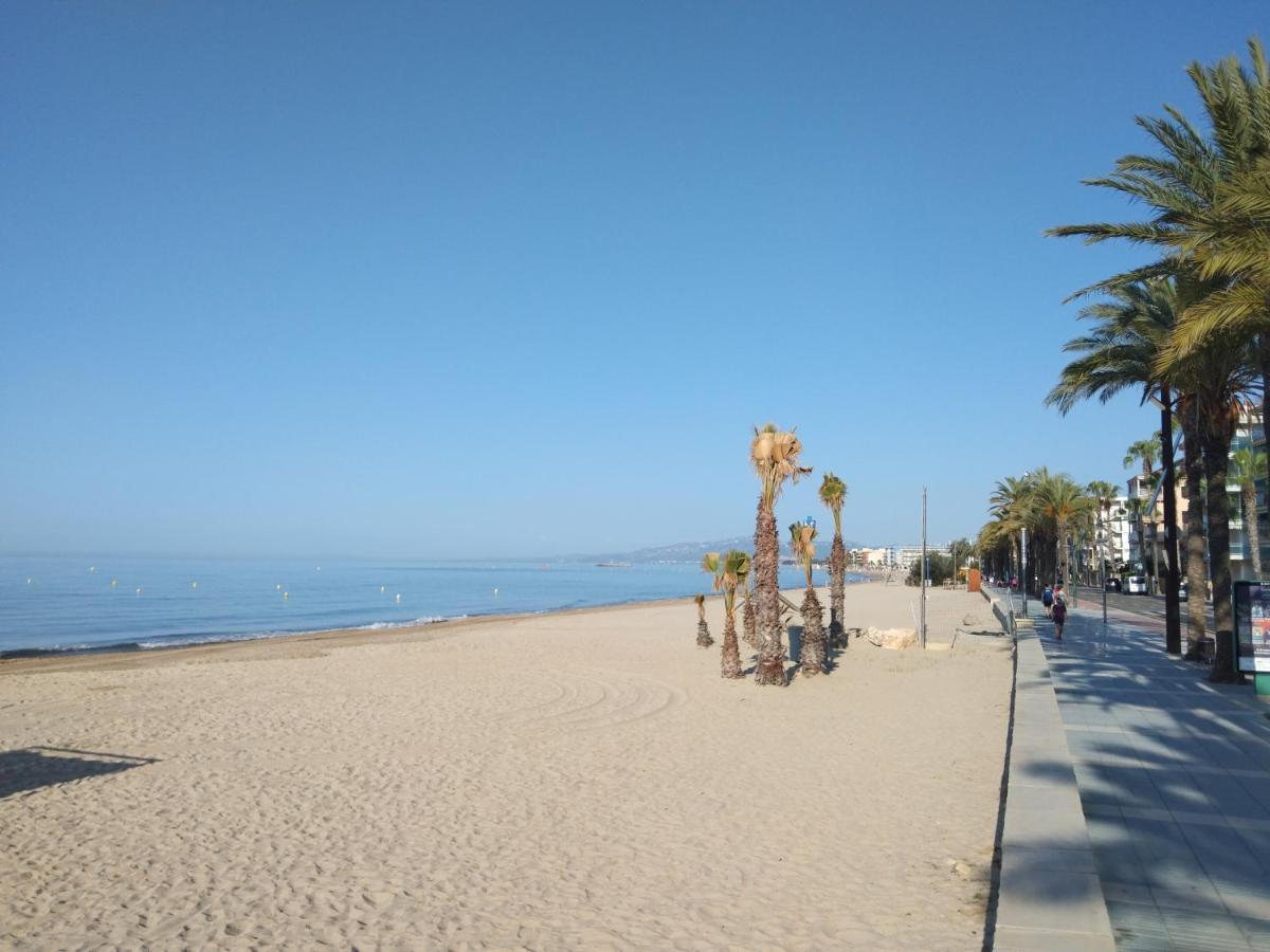Salou, Tarragona Appartement Buitenkant foto